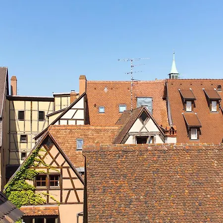 Coquet Centre Апартаменты